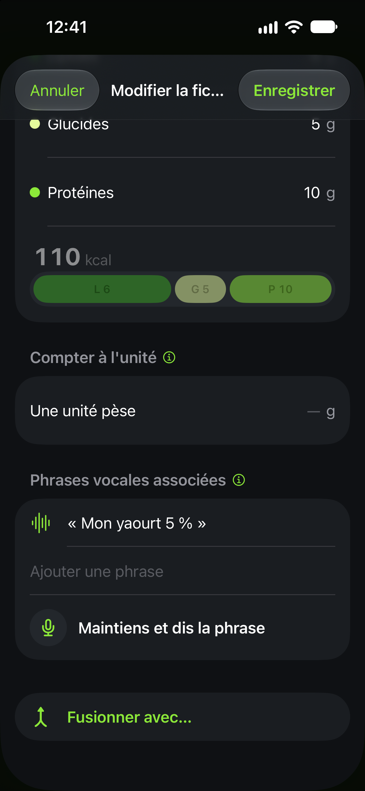 Fiche Liberté Grec nature 5 % et phrase vocale associée Mon yaourt 5 %.