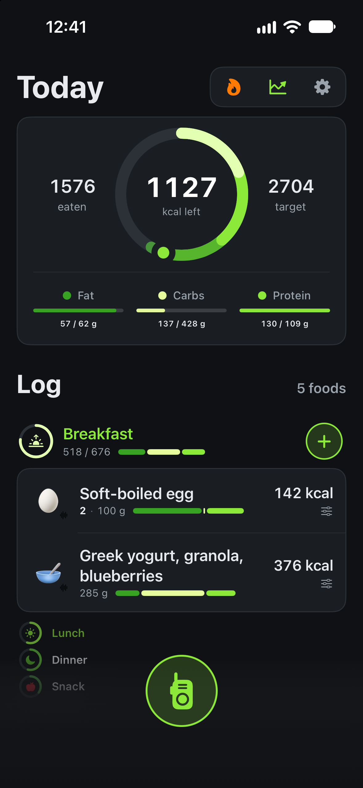 Walkie-talkie button at the bottom of the Calotri log with an open meal.